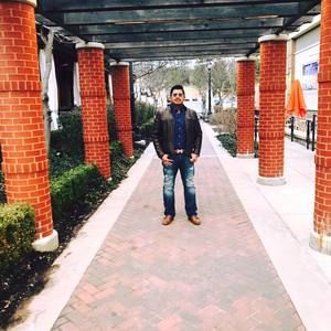 Meet your Posher, Luis